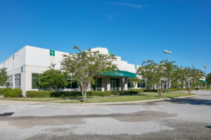 picture of a warehouse space for lease in Riverview, Florida